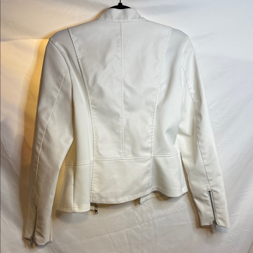 Baccini Women's Cream Faux Leather Jacket - Picture 4 of 5
